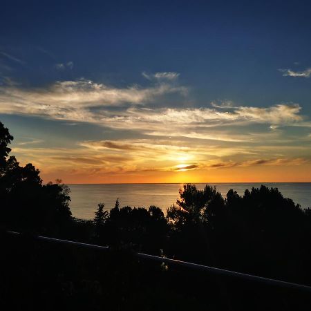 Villetta Sul Mare Acquedolci Buitenkant foto