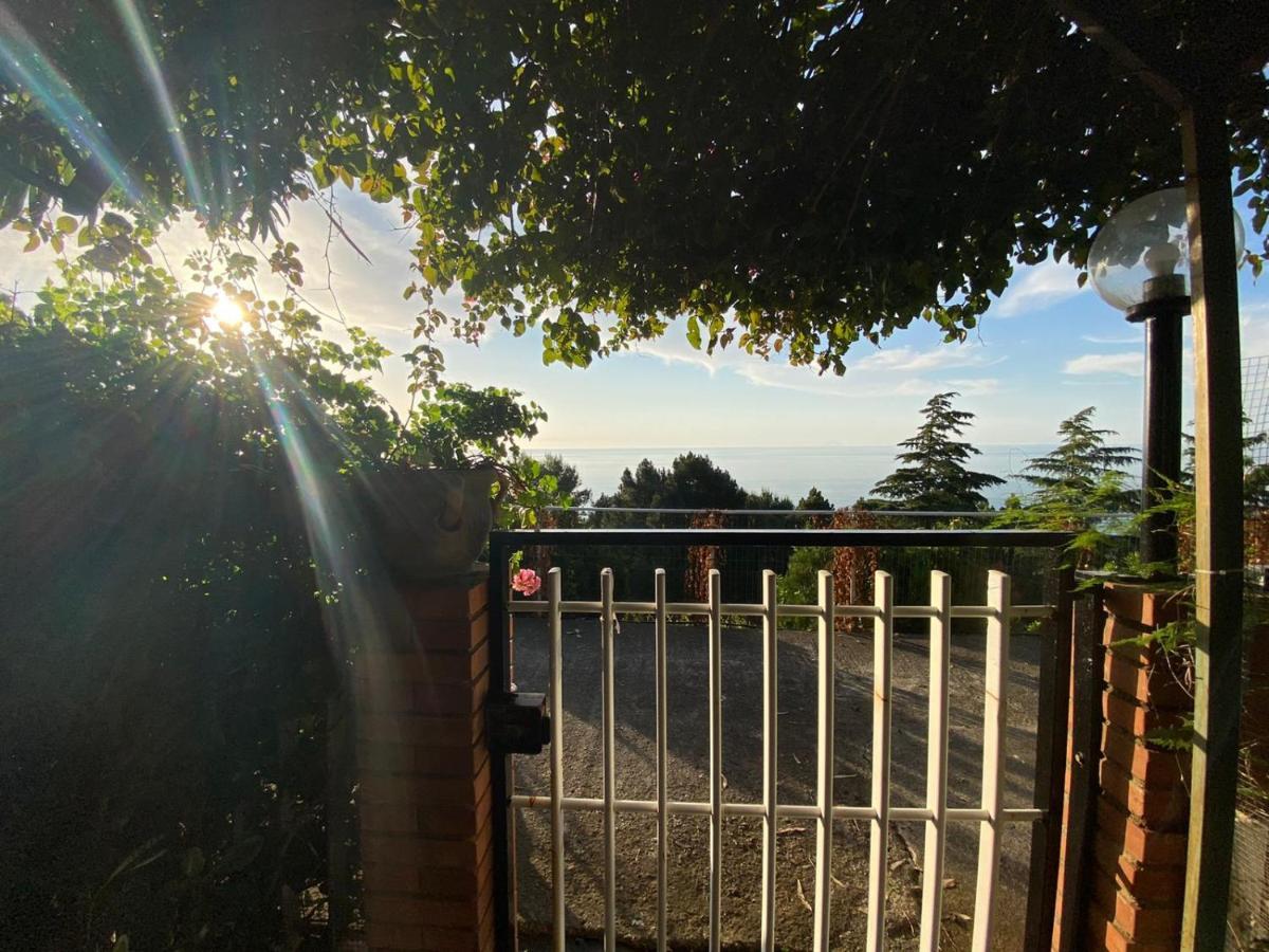 Villetta Sul Mare Acquedolci Buitenkant foto