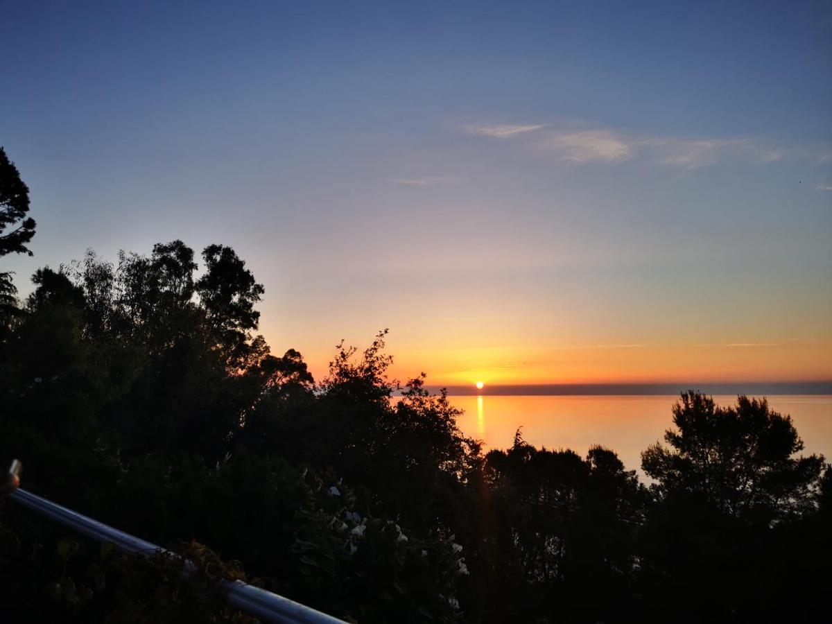 Villetta Sul Mare Acquedolci Buitenkant foto