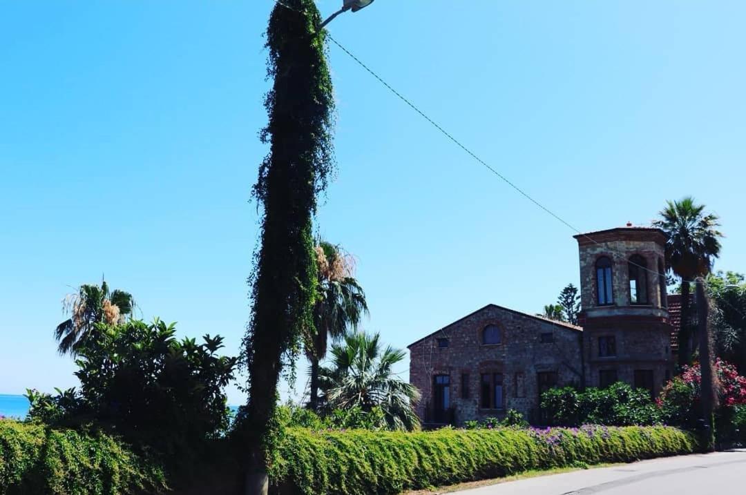 Villetta Sul Mare Acquedolci Buitenkant foto
